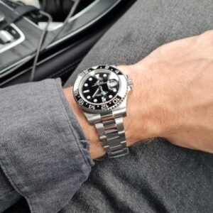 Superclone Rolex GMT-Master II 40mm Black Dial 116710 photo review